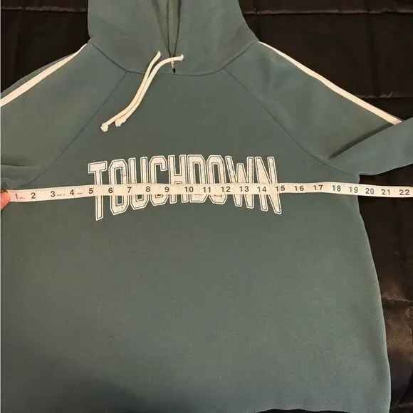 Grayson Threads Women’s Green Touchdown Cropped Pullover Hoodie Size Medium - Picture 7 of 7